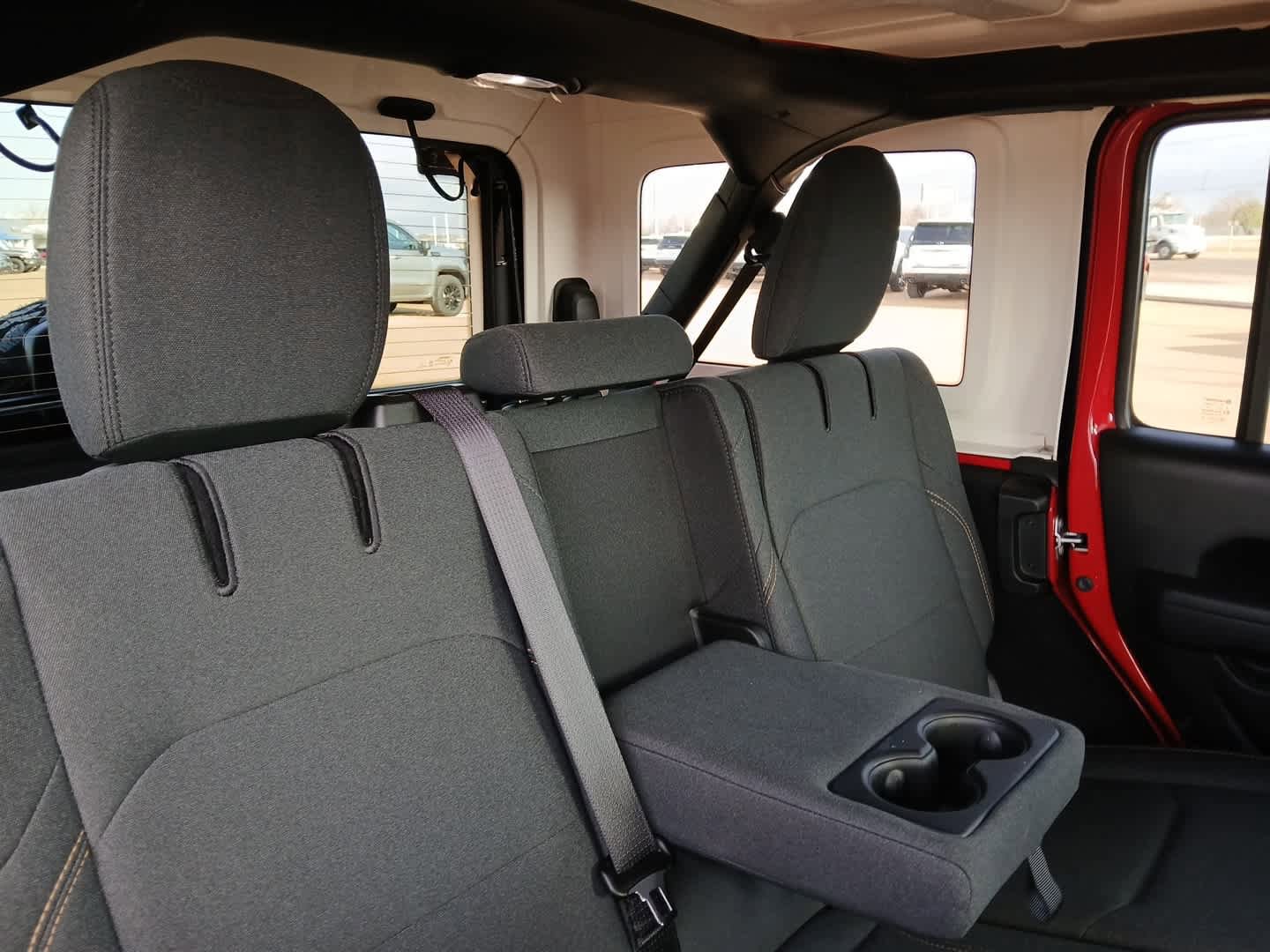 Used 2025 Jeep Wrangler Willys image 64