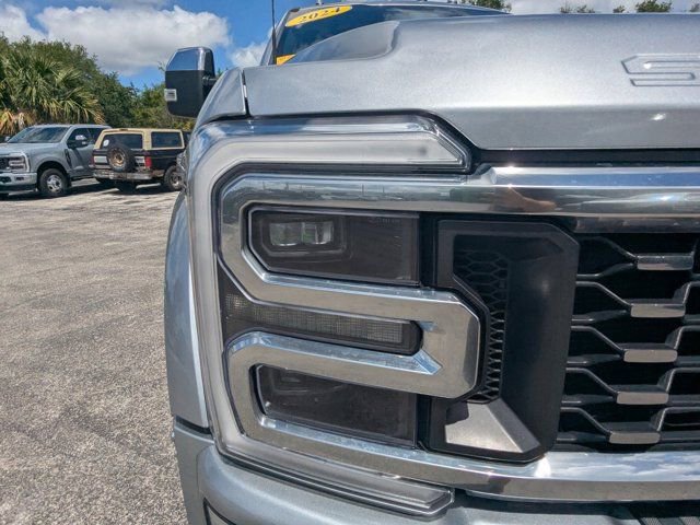 Used 2024 Ford F450 Platinum w/ FX4 Off-Road Package AWD/4WD image 11