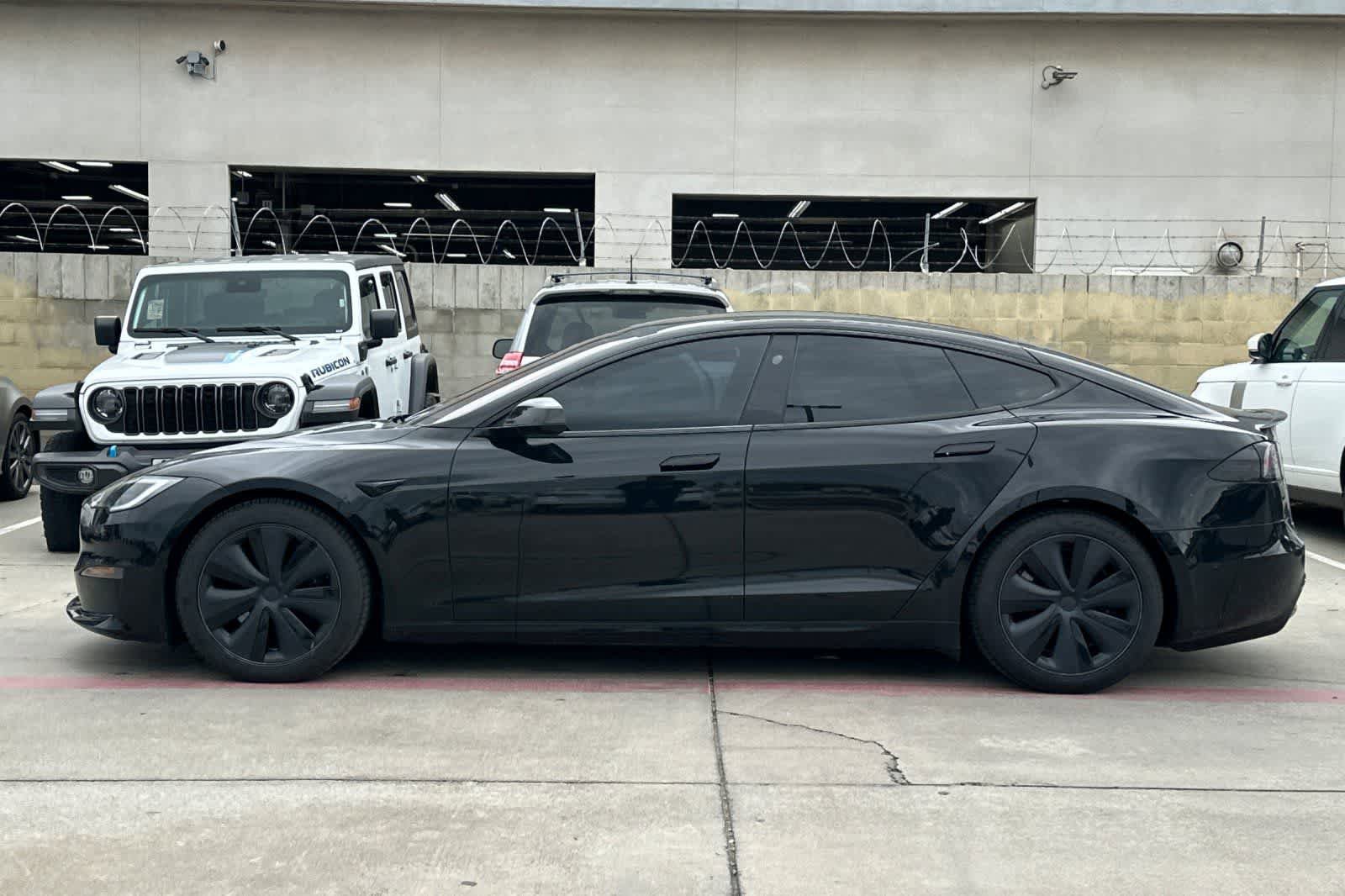 Used 2022 Tesla Model S Plaid AWD/4WD image 6