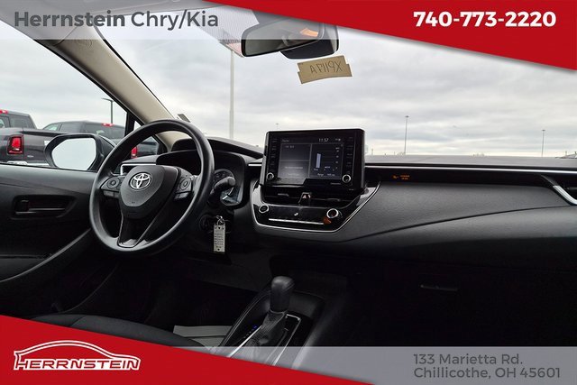Used 2022 Toyota Corolla LE image 24
