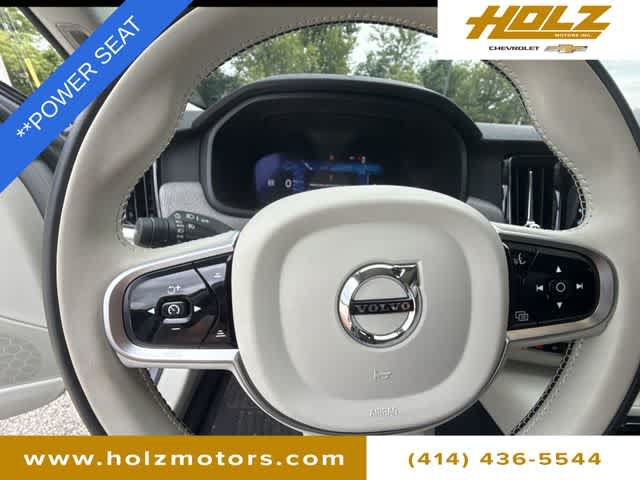 Used 2025 Volvo V90 B6 Cross Country Plus w/ Protection Package Premier AWD/4WD image 12