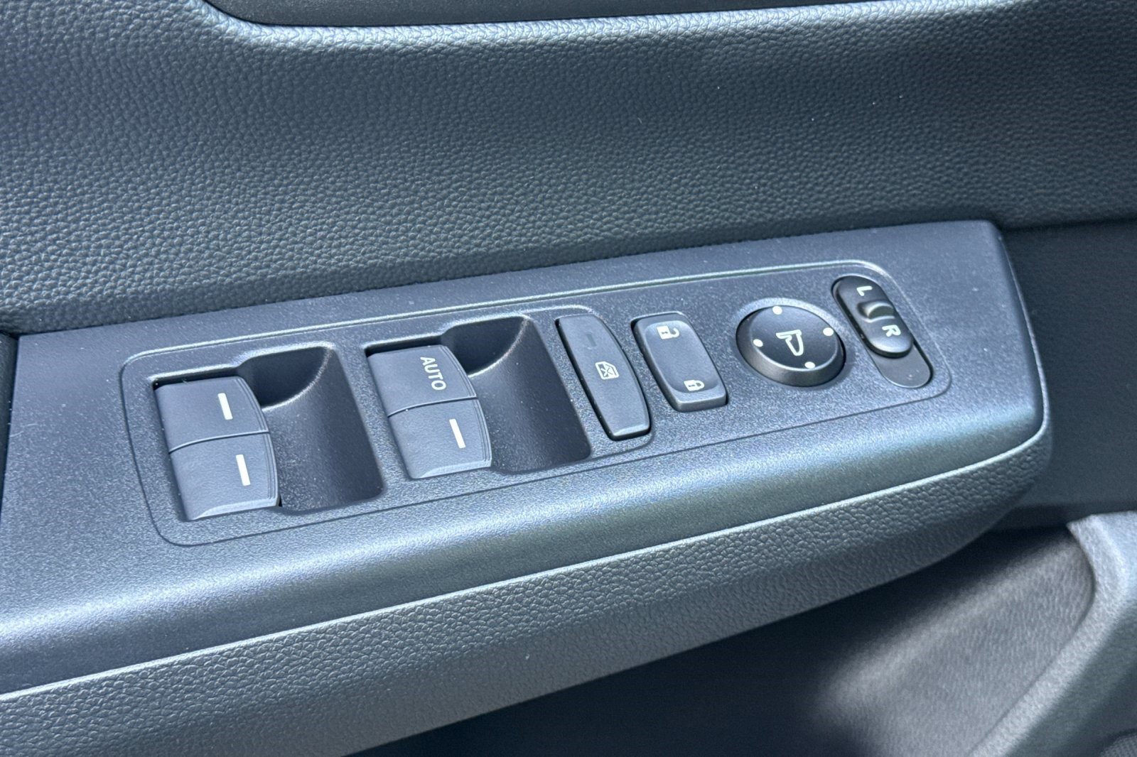 New 2026 Honda CR-V LX image 13