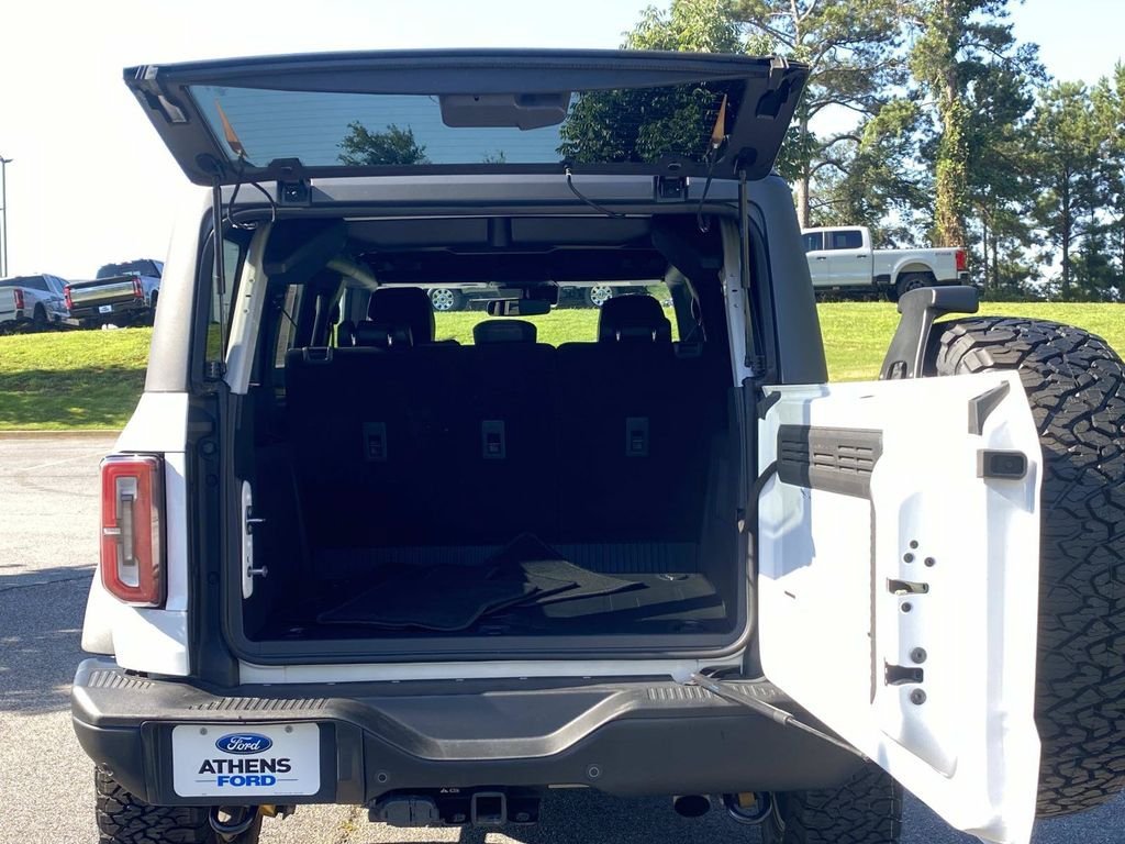 Used 2024 Ford Bronco Badlands AWD/4WD image 5