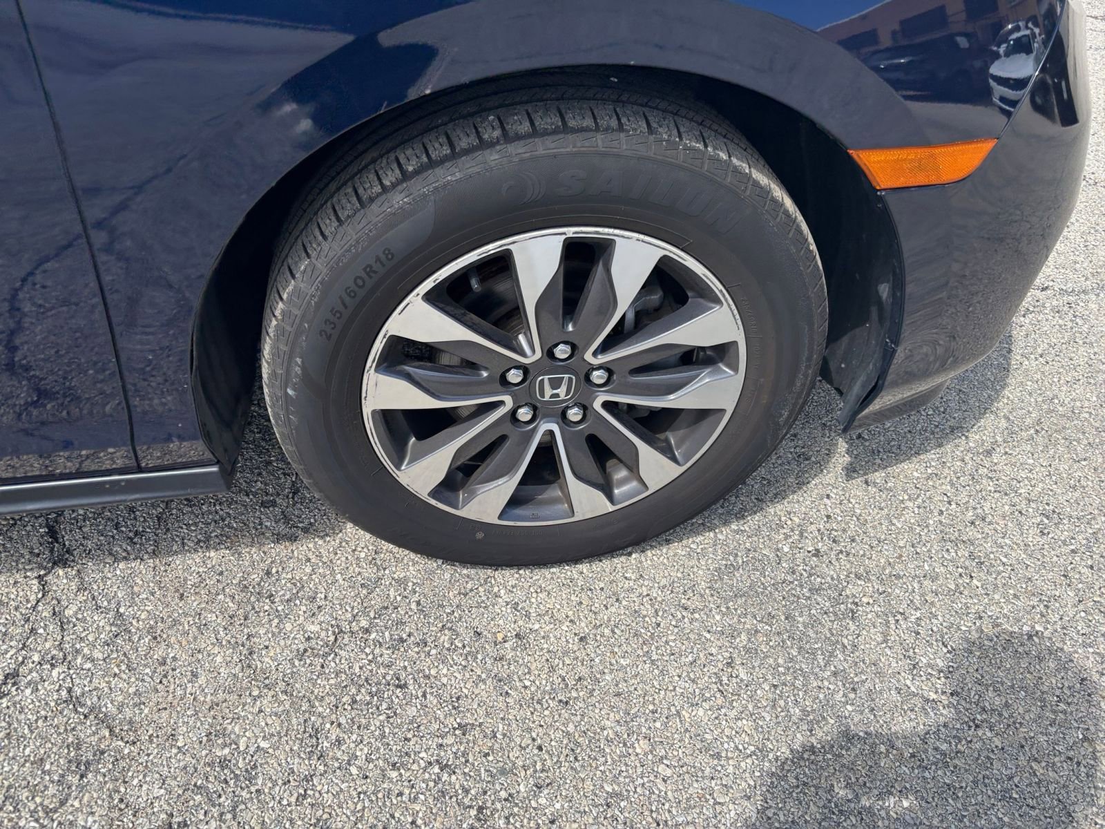 Used 2024 Honda Odyssey EX-L image 32