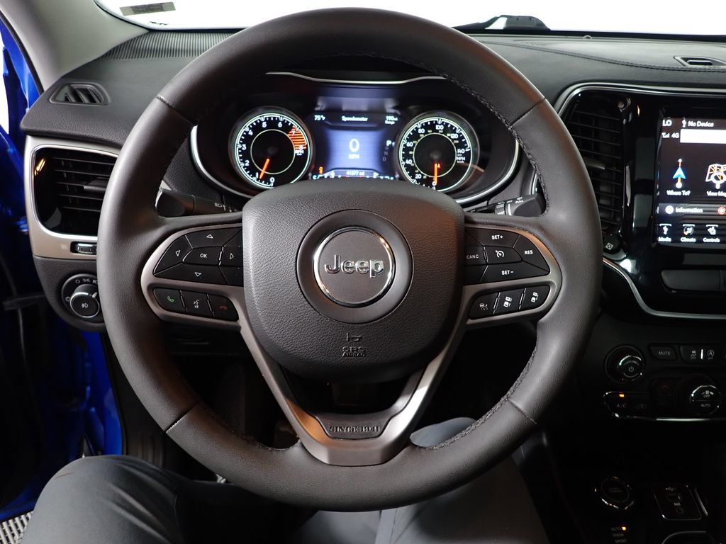 Used 2022 Jeep Cherokee Limited w/ Elite Package AWD/4WD image 27