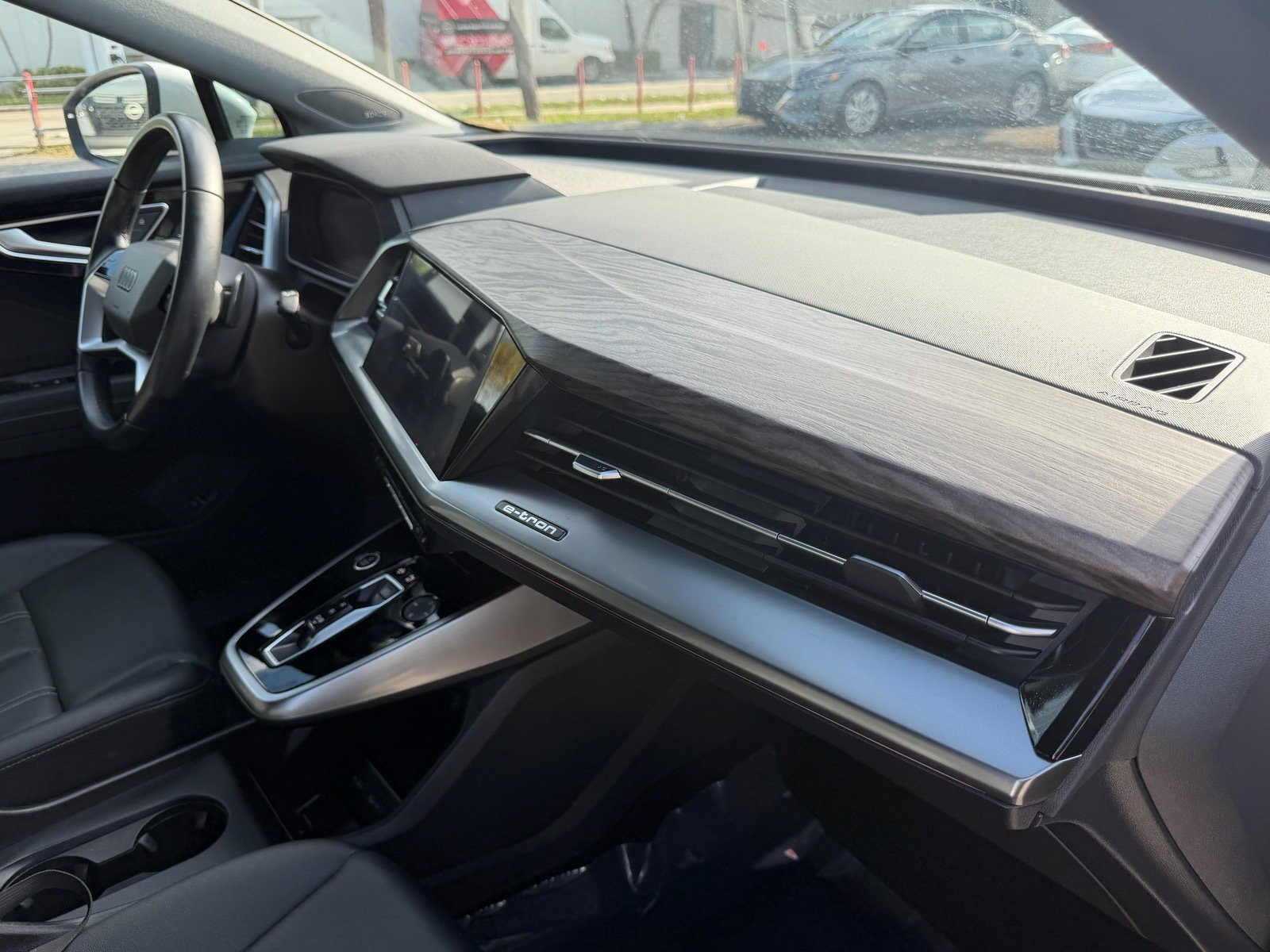 Used 2023 Audi Q4 e-tron Premium Plus w/ Premium Plus AWD/4WD image 18