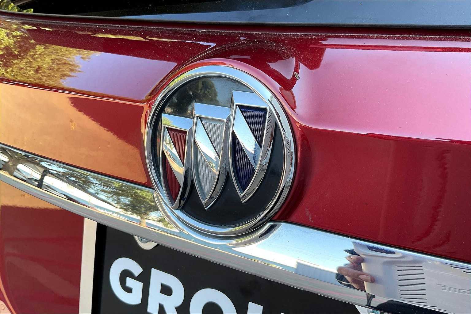 Used 2022 Buick Encore Preferred w/ Safety Package image 26