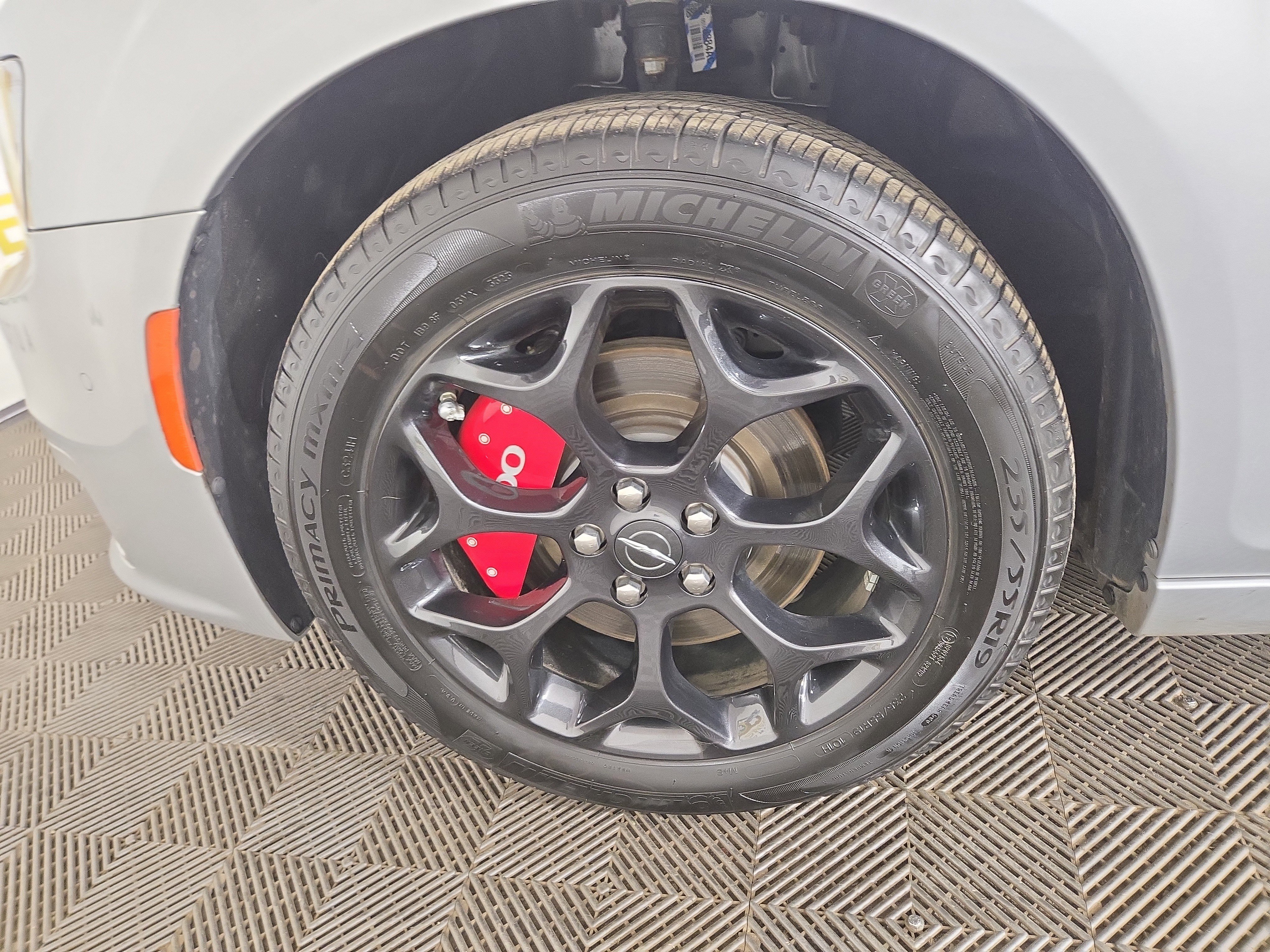 Used 2023 Chrysler 300 Touring L w/ Popular Equipment Group image 34