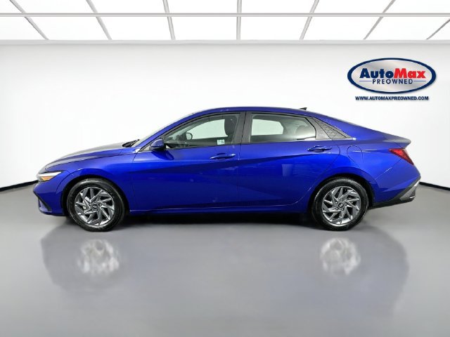 Used 2024 Hyundai Elantra SEL FWD image 8