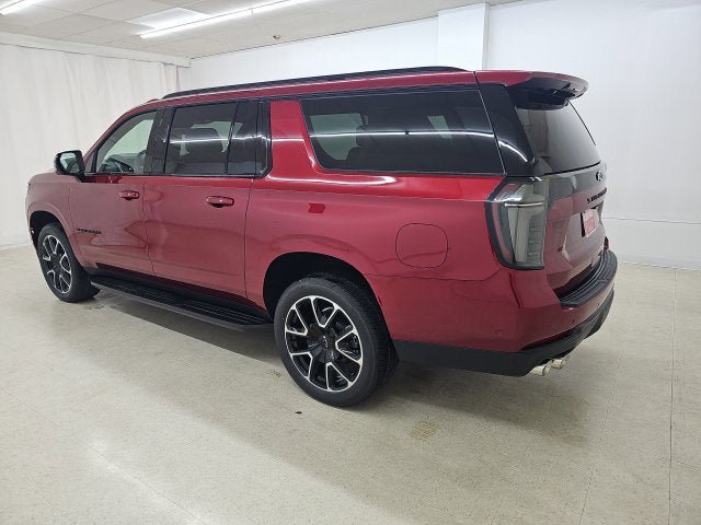 New 2027 Chevrolet Suburban RST w/ Advanced Technology Package AWD/4WD image 6
