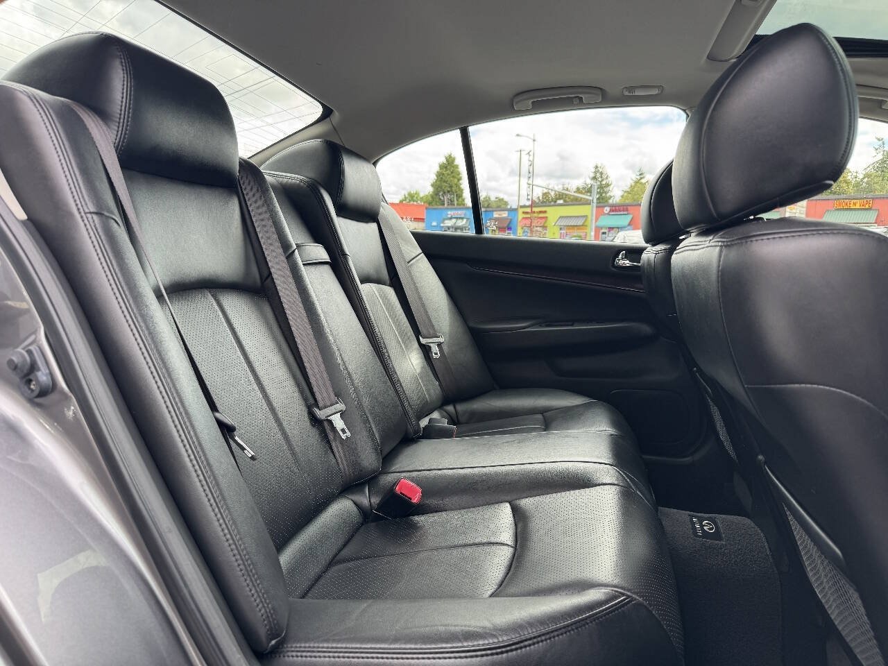 Used 2013 INFINITI G37 x Sedan w/ Premium Pkg AWD/4WD image 19