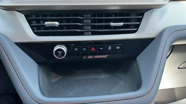 New 2026 Ford Explorer Active w/ Active Comfort Package RWD image 26