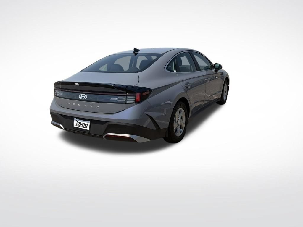 Used 2026 Hyundai Sonata SE FWD image 5