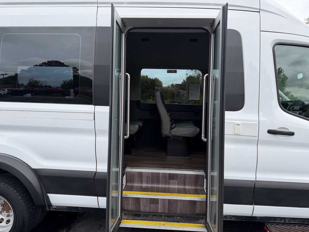 Certified 2023 Ford Transit 350 XL AWD/4WD image 23