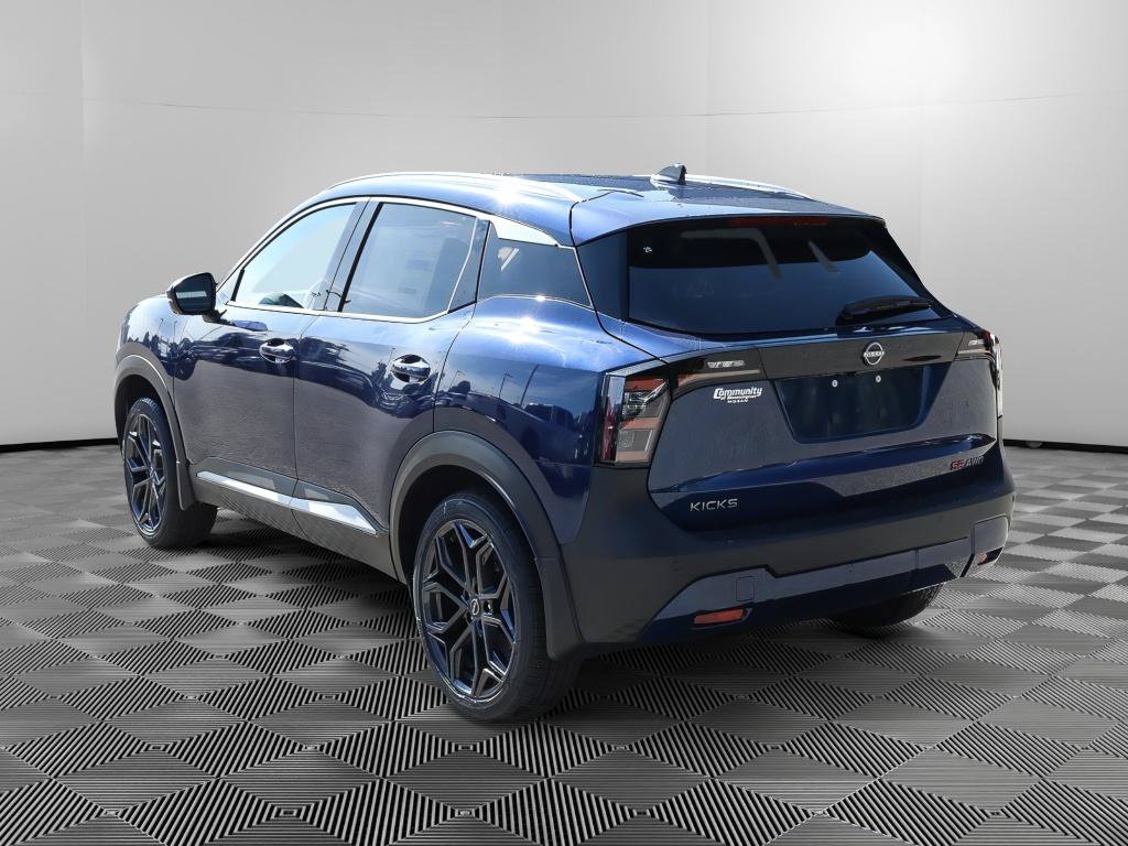 New 2026 Nissan Kicks SR w/ SR Premium Package AWD/4WD image 4