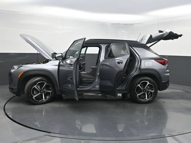 Used 2021 Chevrolet TrailBlazer RS w/ Sun and Liftgate Package FWD image 42