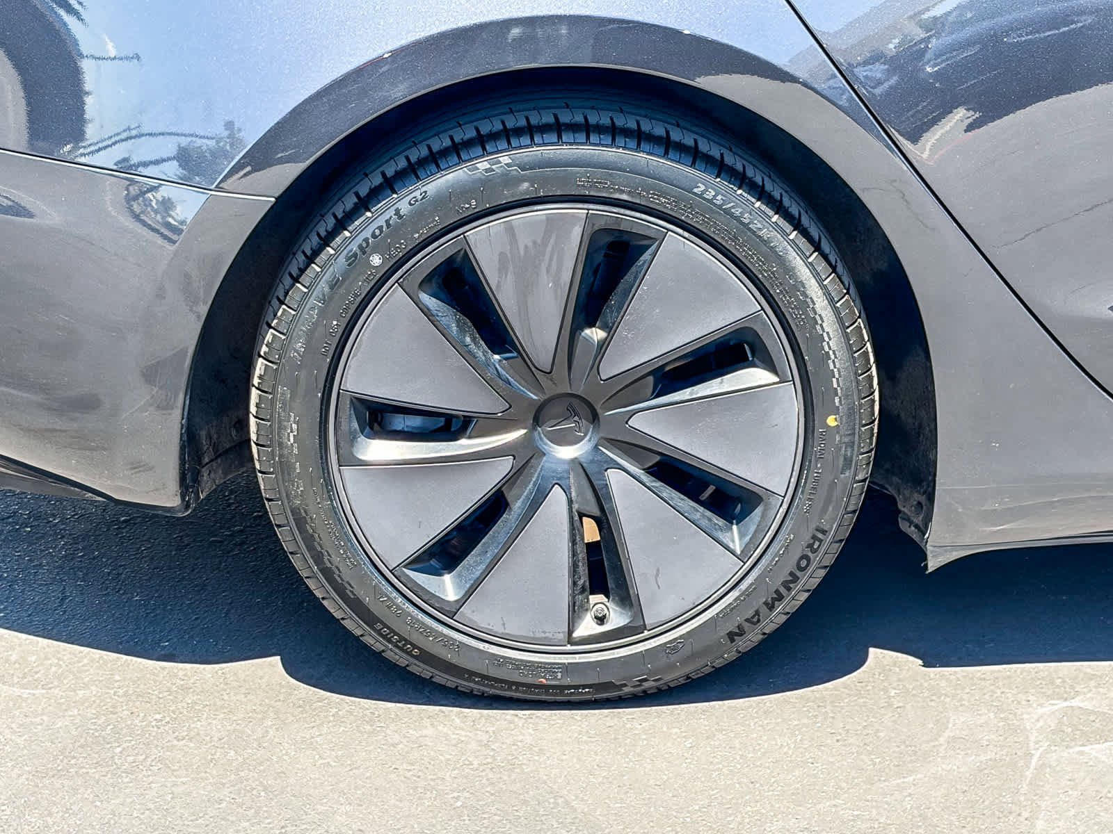 Used 2024 Tesla Model 3 Standard Range RWD image 10