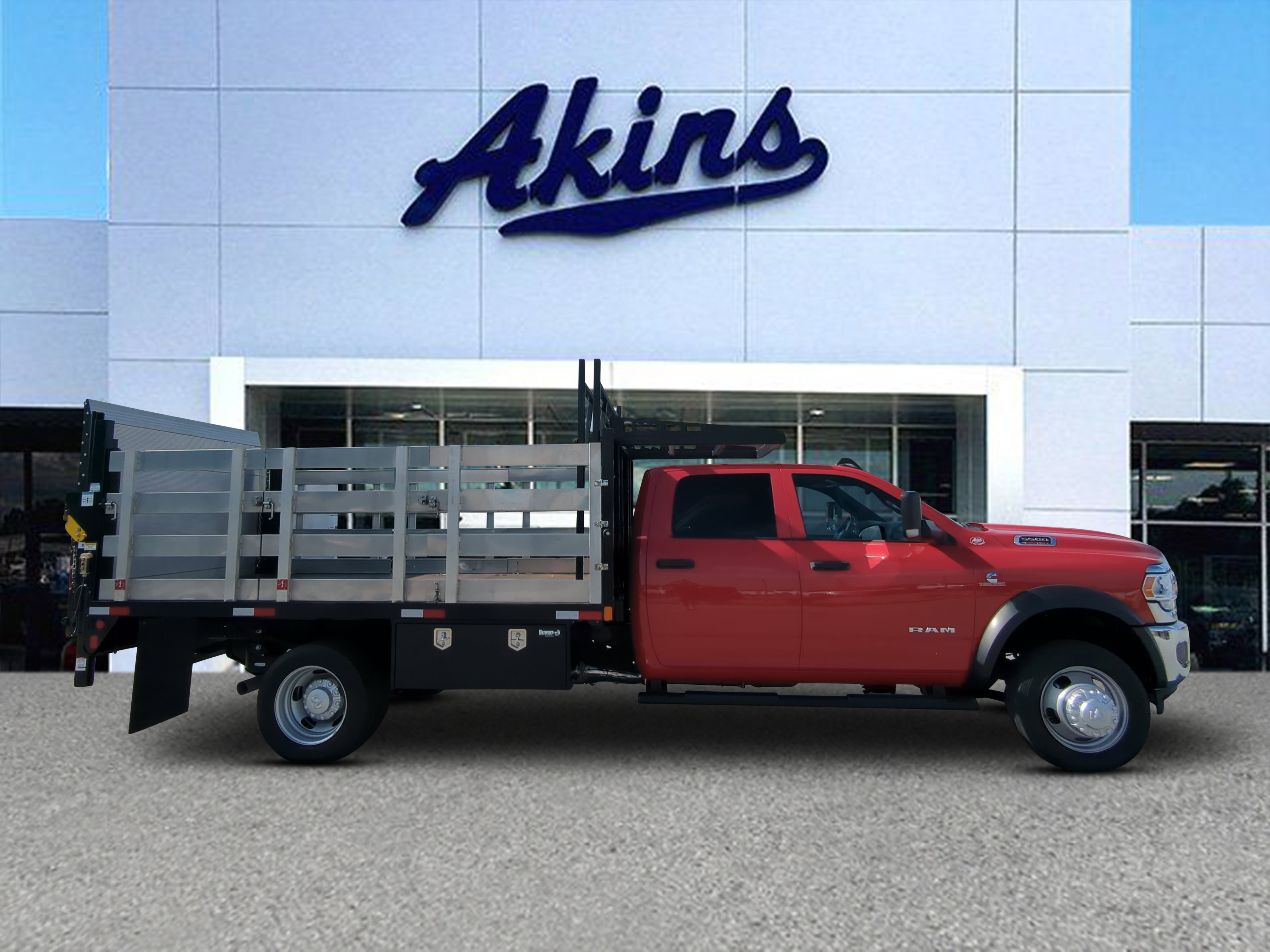 Used 2022 RAM 5500 Tradesman w/ Chrome Appearance Group