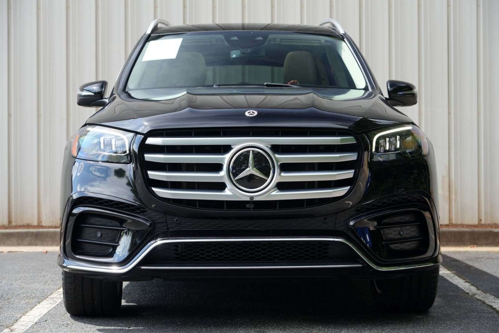 Used 2024 Mercedes-Benz GLS 580 4MATIC image 7