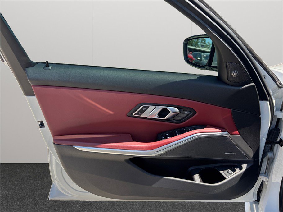 Used 2023 BMW 330i xDrive Sedan w/ M Sport Package image 23