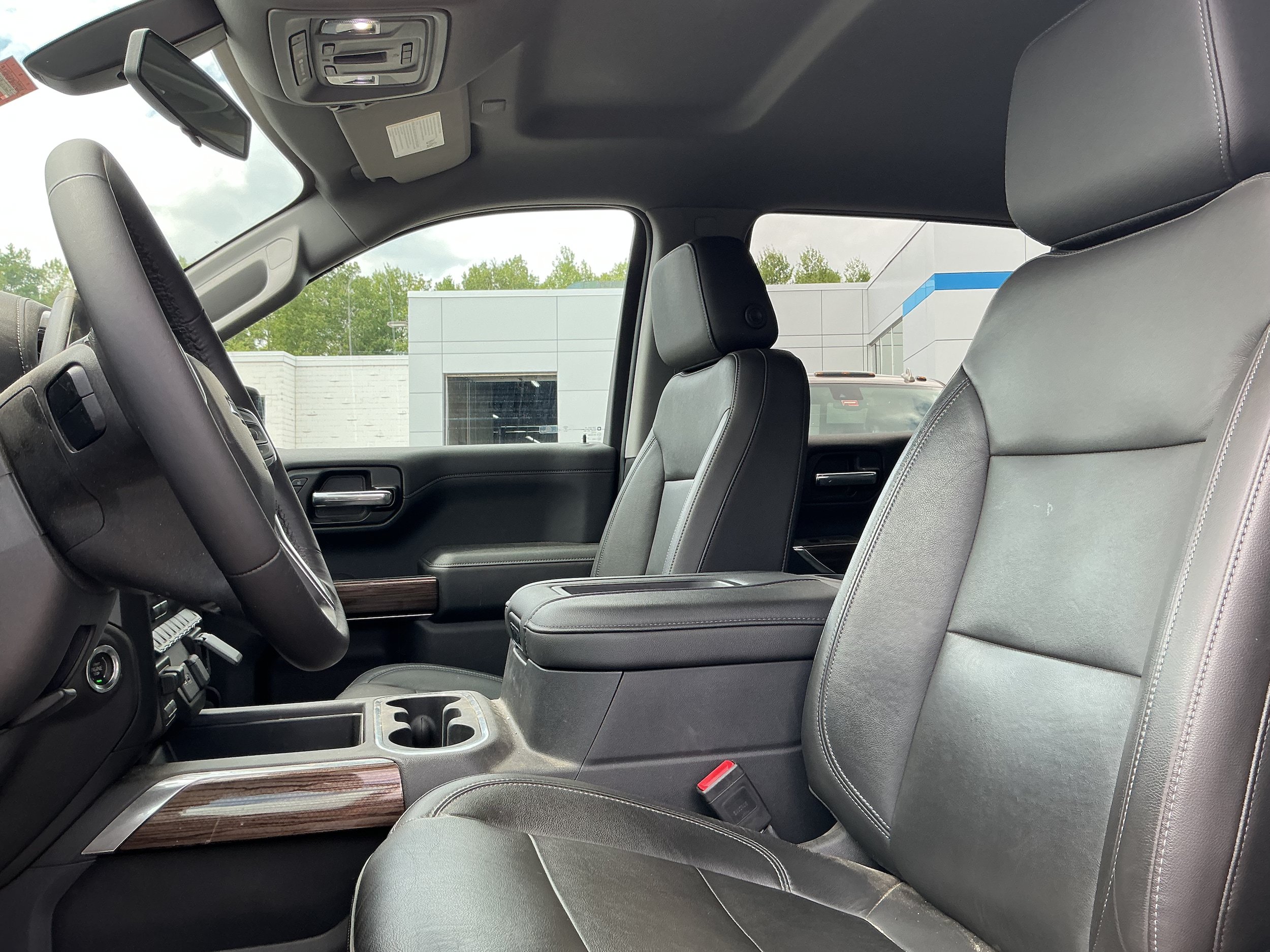 Certified 2020 Chevrolet Silverado 1500 RST w/ All-Star Edition AWD/4WD image 6