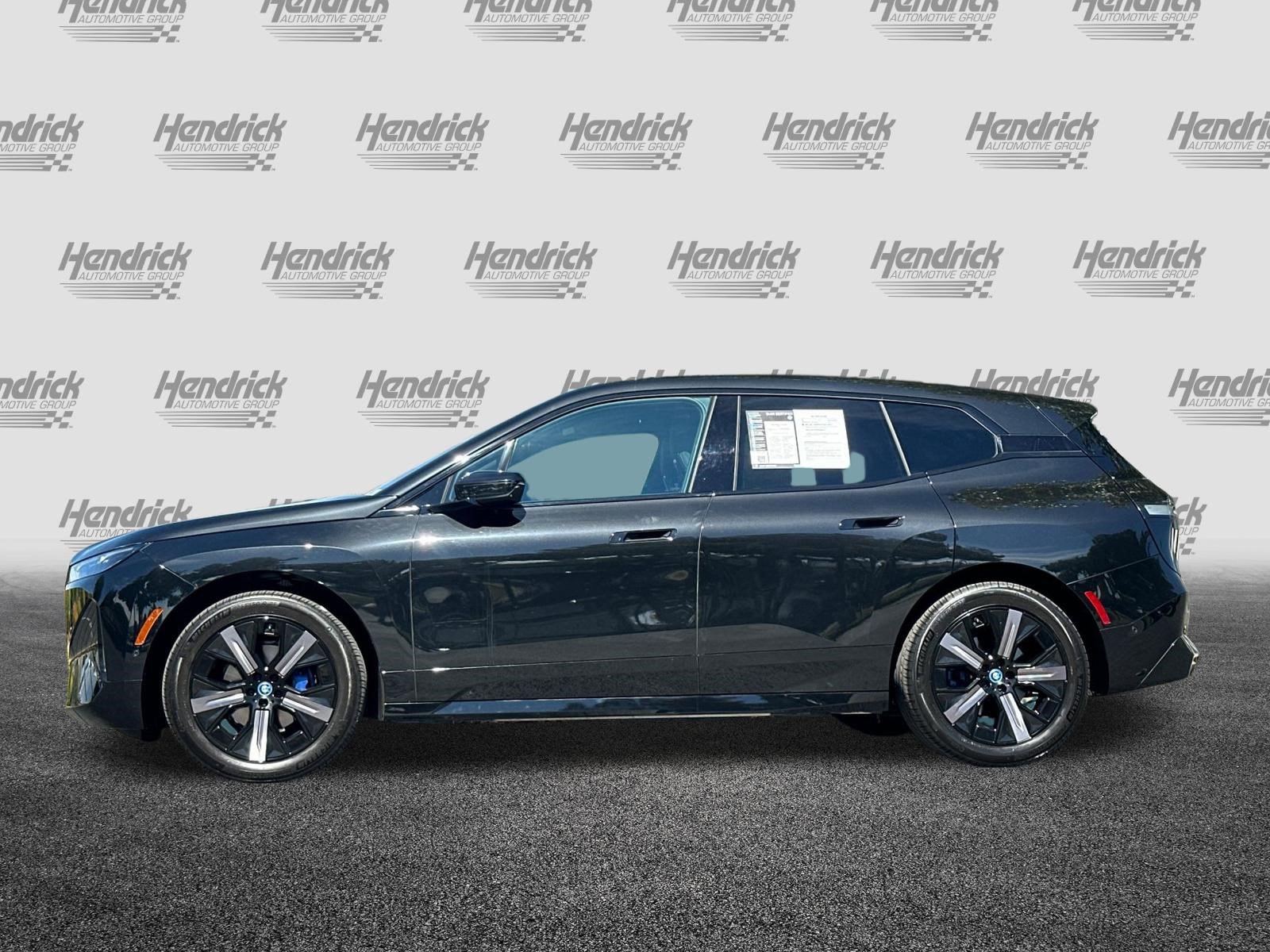 Certified 2024 BMW iX xDrive50 w/ Premium Package AWD/4WD image 8