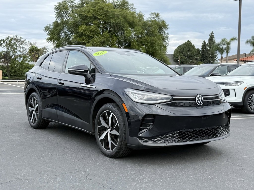 Used 2023 Volkswagen ID.4 S image 1