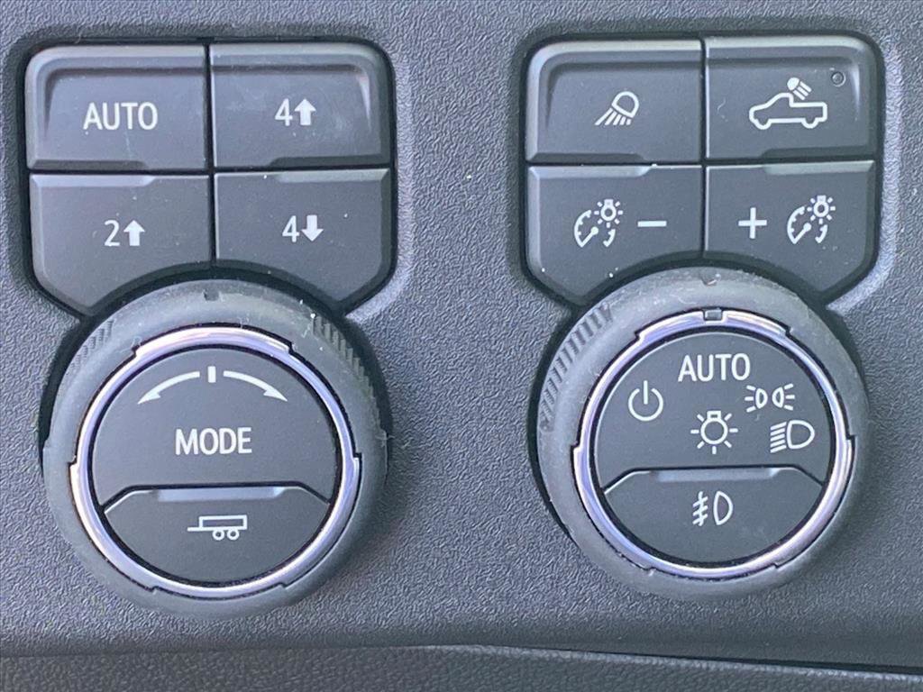 New 2026 Chevrolet Silverado 1500 LTZ w/ LTZ Premium Package image 16