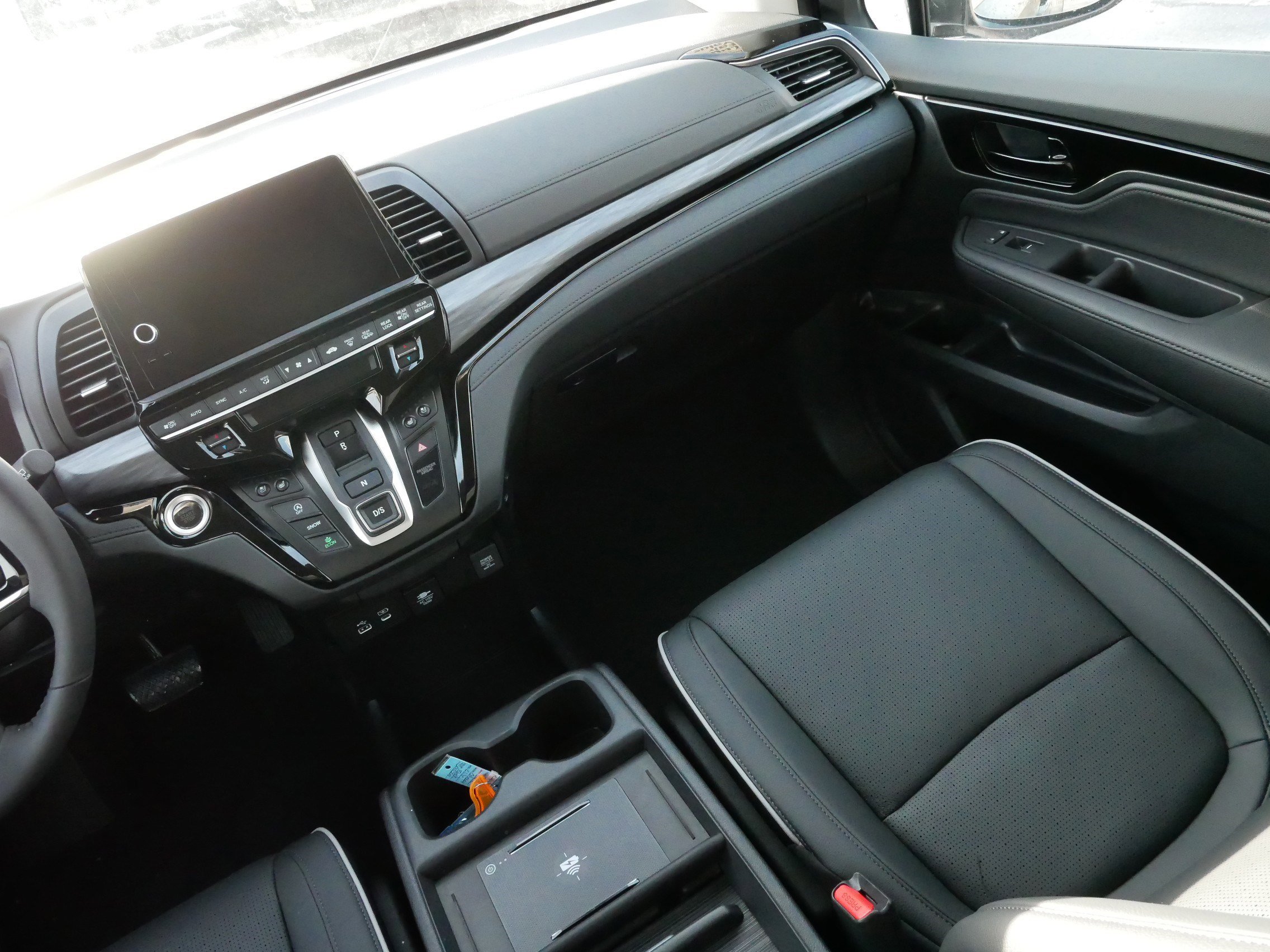 Certified 2026 Honda Odyssey Elite image 11