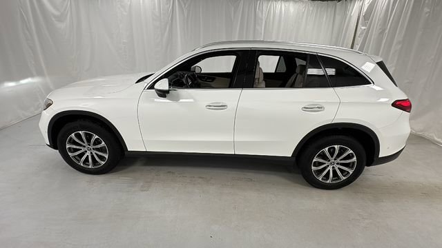 Used 2024 Mercedes-Benz GLC 300 4MATIC image 6