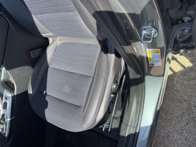 Used 2025 Buick Envista Preferred w/ Convenience I Package image 11