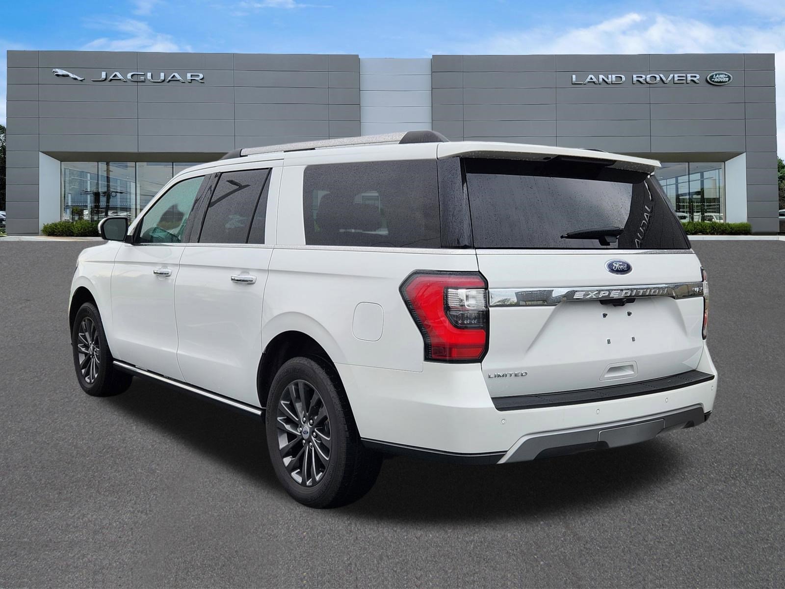 Used 2020 Ford Expedition Max Limited w/ Equipment Group 301A AWD/4WD image 3