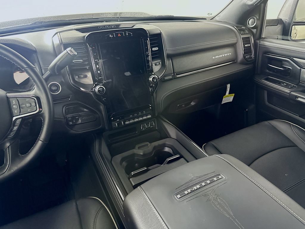 Used 2024 RAM 2500 Limited image 19