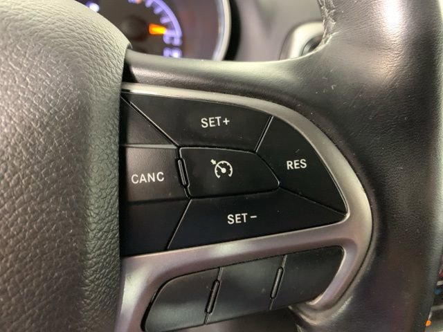 Used 2021 Jeep Grand Cherokee Laredo w/ Security & Convenience Group image 22