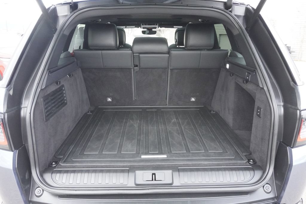 Used 2020 Land Rover Range Rover Sport HSE image 31