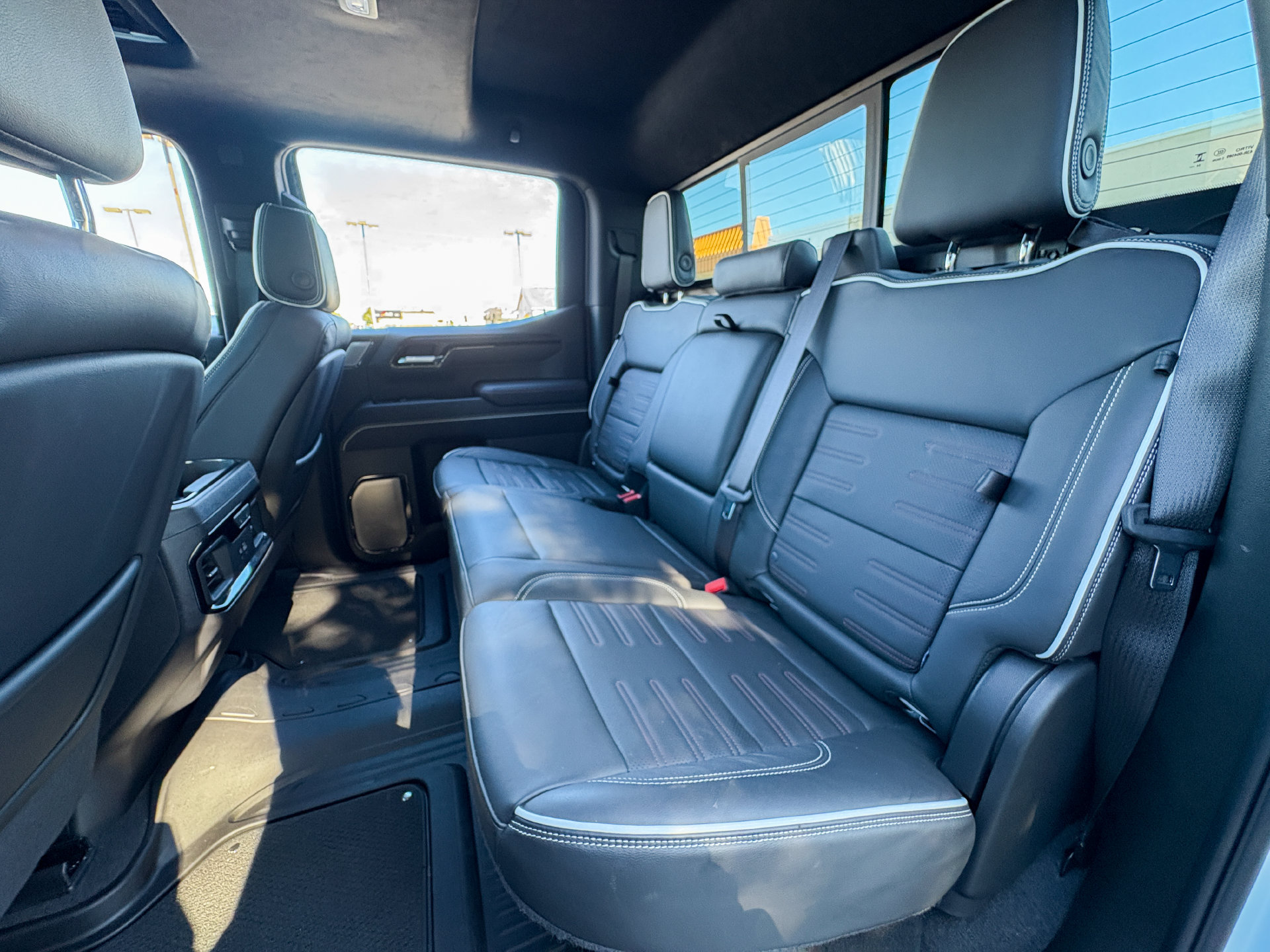 Used 2025 GMC Sierra 1500 AT4X AWD/4WD image 23