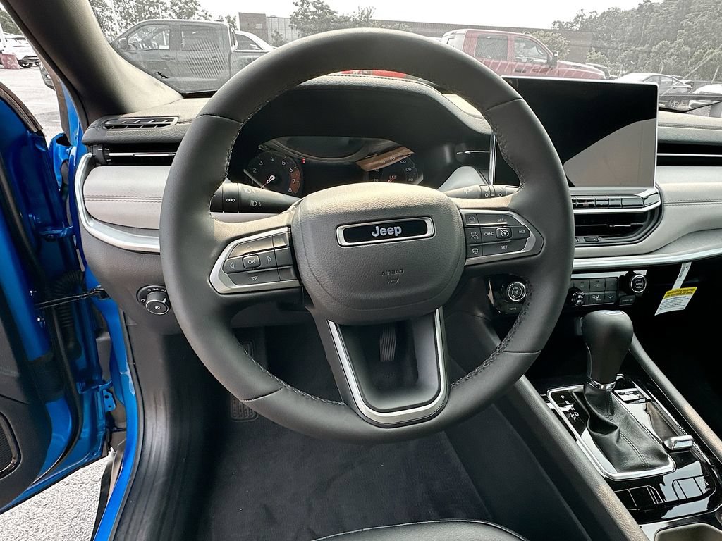 New 2026 Jeep Compass Limited AWD/4WD image 15