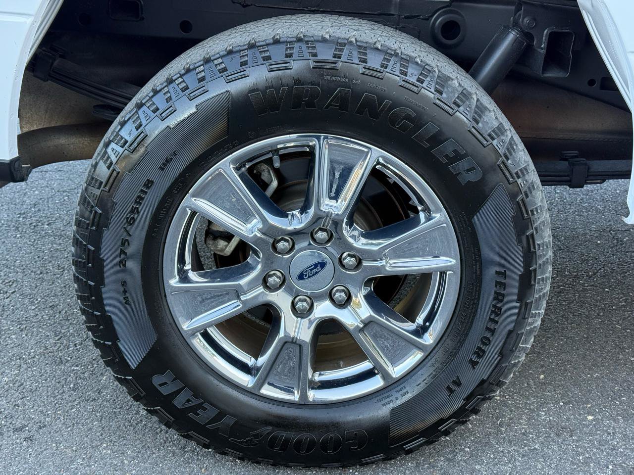 Used 2017 Ford F150 XLT w/ Equipment Group 301A Mid AWD/4WD image 28