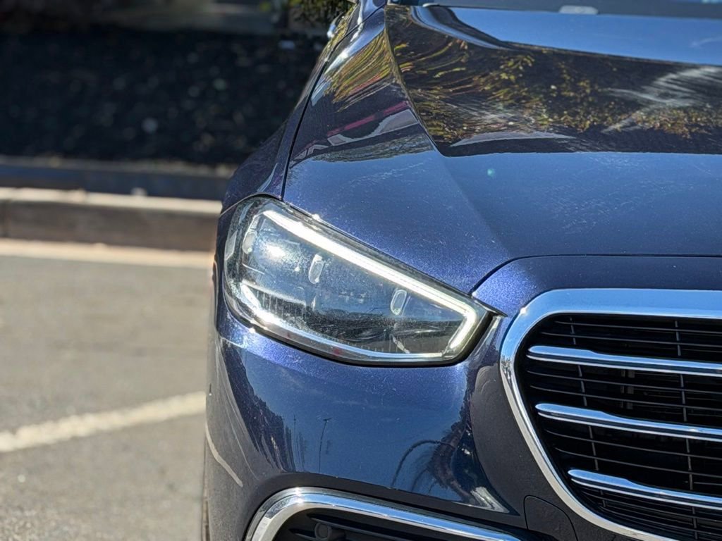 Used 2023 Mercedes-Benz S 500 4MATIC w/ Warmth & Comfort Package image 4