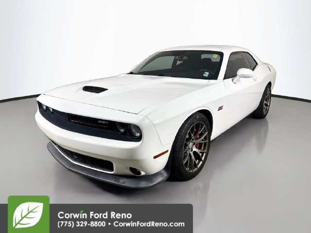 Used 2015 Dodge Challenger SRT w/ Technology Group RWD image 4