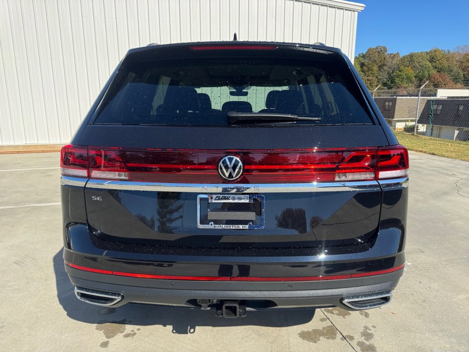 New 2026 Volkswagen Atlas SE image 14