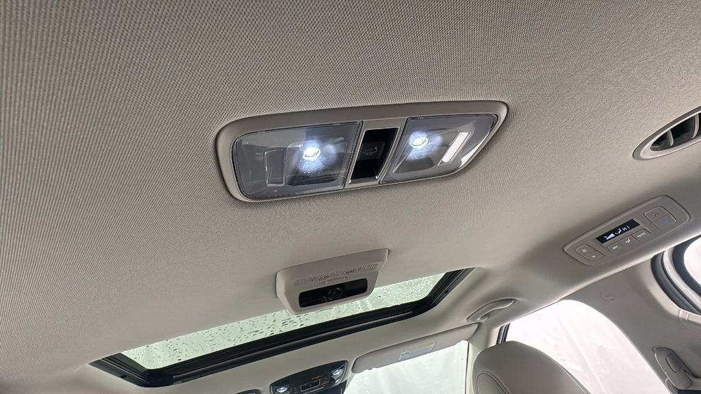 New 2026 Kia Carnival SX w/ SX Dark Edition Package FWD image 45