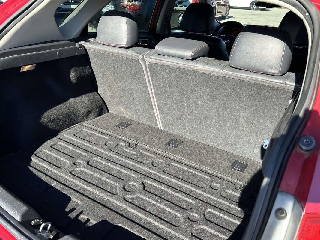 Used 2013 Kia Forte SX w/ Leather Pkg image 16