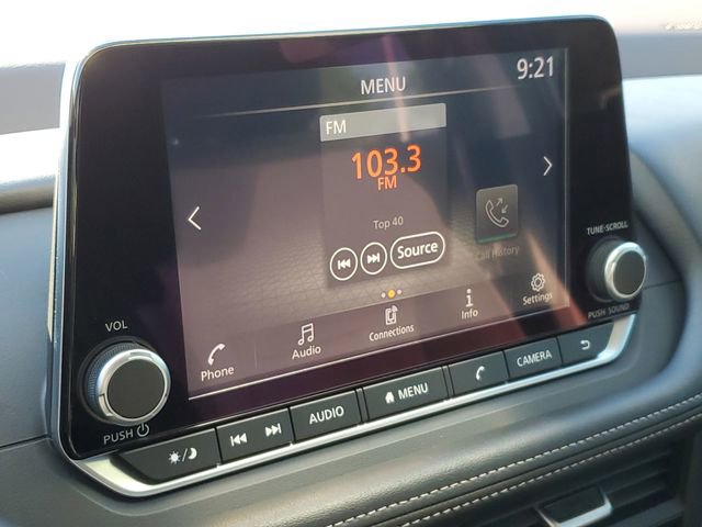 Used 2023 Nissan Rogue S image 23