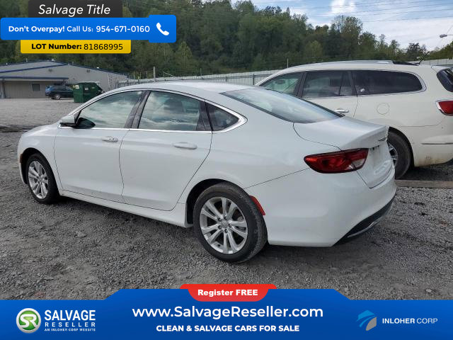Used 2015 Chrysler 200 Limited image 2