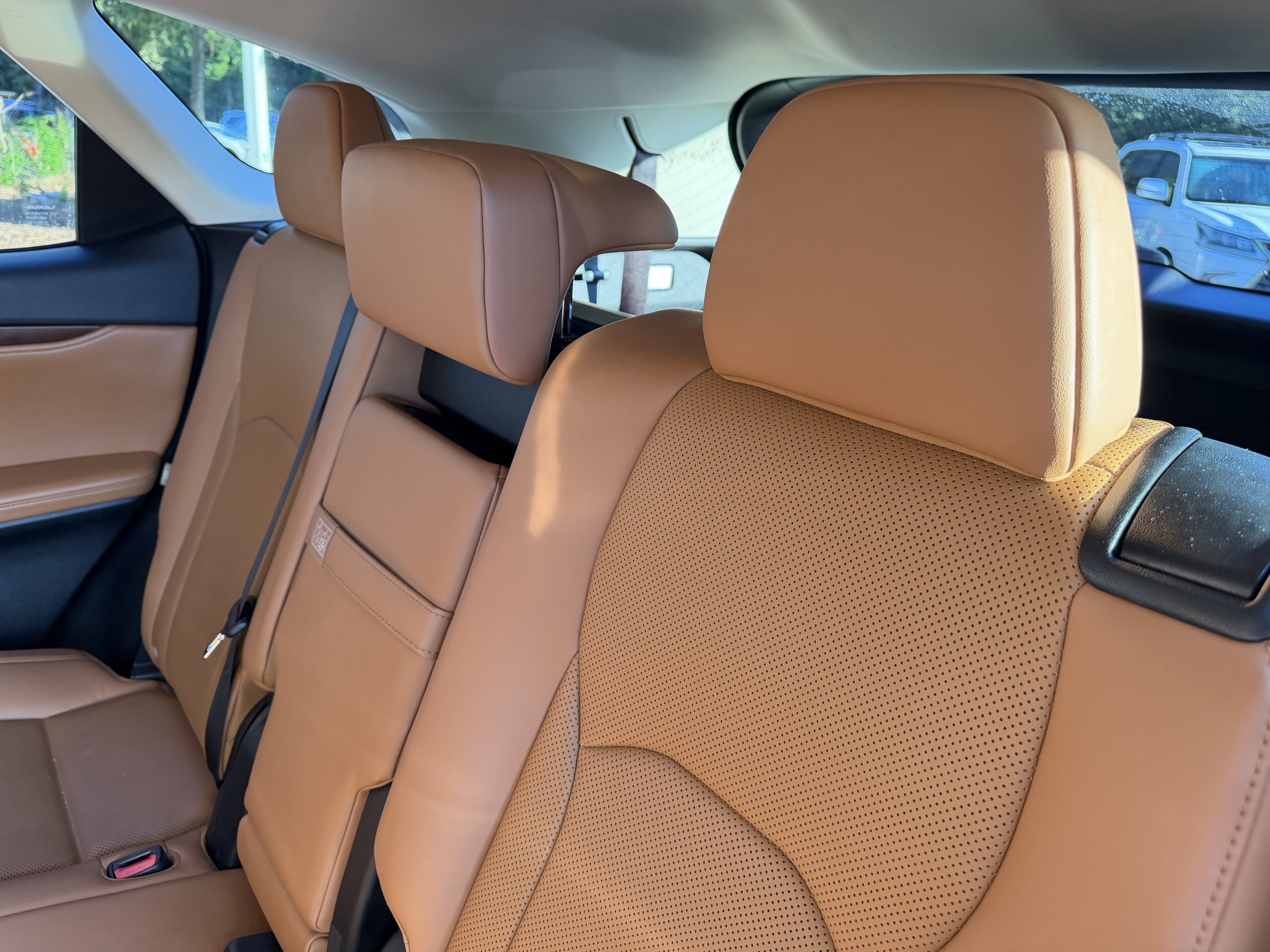 Used 2021 Lexus RX 350L FWD w/ Premium Package image 32
