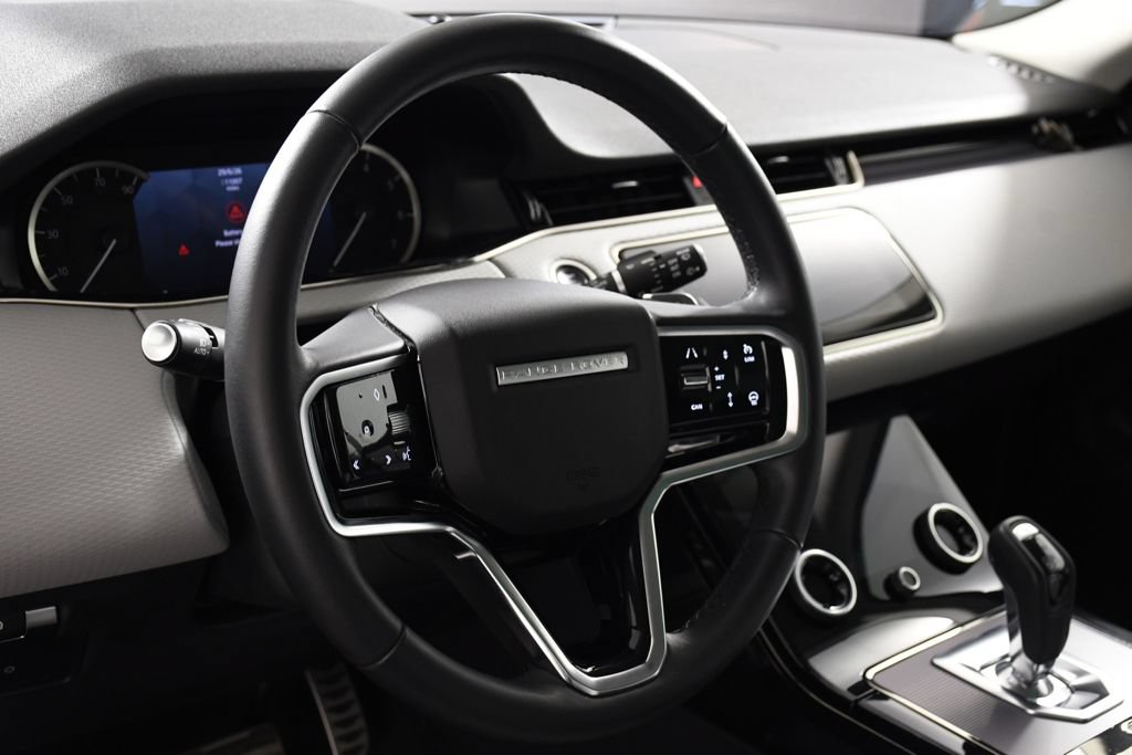 Used 2023 Land Rover Range Rover Evoque R-Dynamic S AWD/4WD image 13
