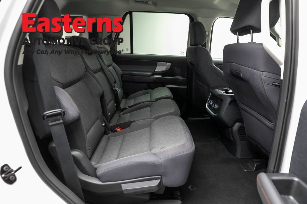 Used 2025 Ford Expedition Active AWD/4WD image 23