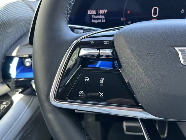 Certified 2025 Cadillac Optiq Luxury 1 AWD/4WD image 17