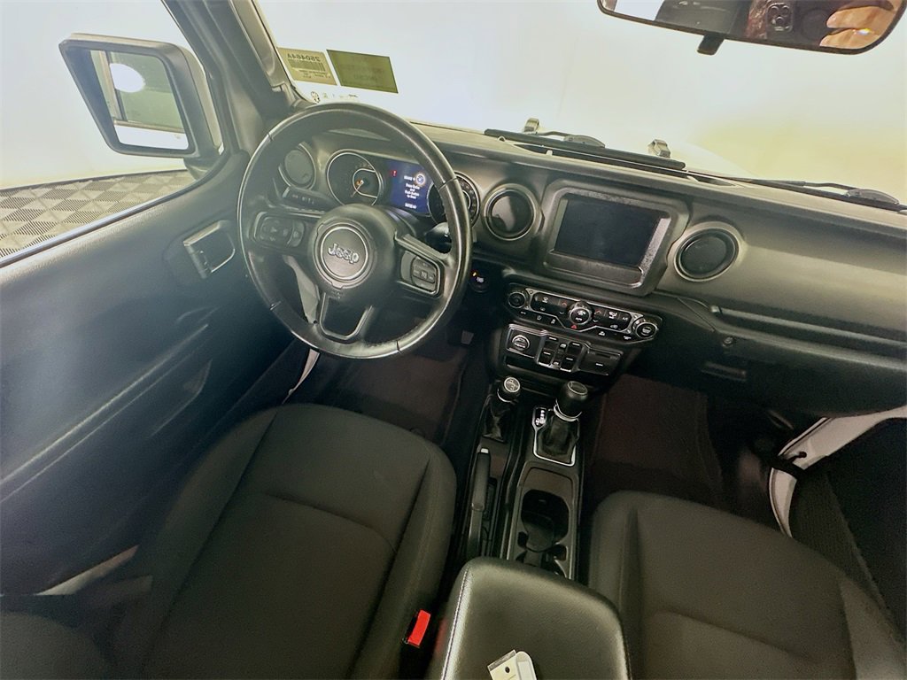 Used 2022 Jeep Gladiator Willys image 9